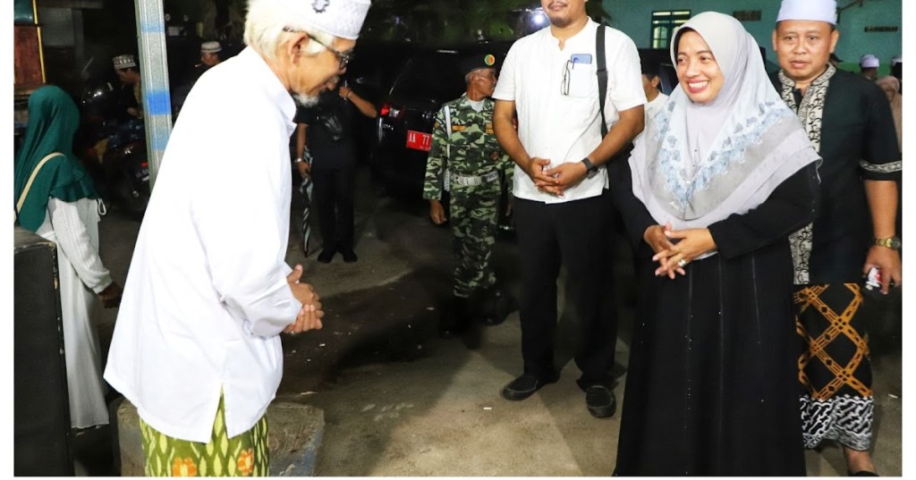 Bupati Yuli Hastuti Hadiri Harlah ke-31 Ponpes Roundhotul Asna dan Harlah ke-1 SMP&nbsp;Pogungwijoyo