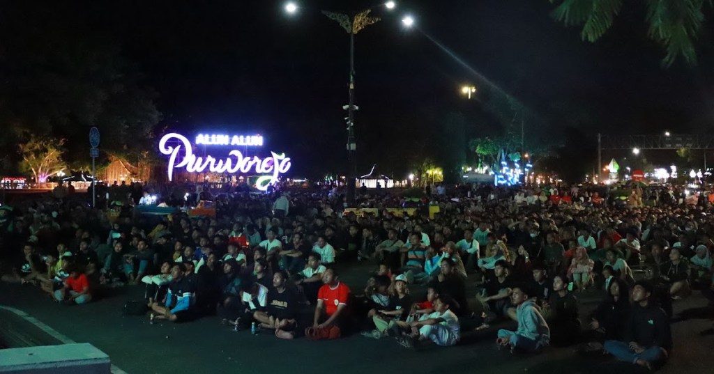 Nobar Timnas Indonesia vs Australia di Alun-Alun&nbsp;Purworejo