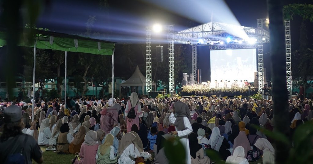 Ratusan Jamaah Hadiri “Smandasa Bersholawat” di SMAN 10&nbsp;Purworejo